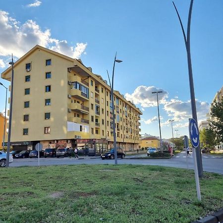 Oksana Apartment Podgorica Bagian luar foto